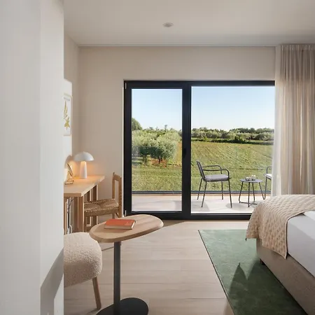 Brand New S58 With Heated Pool * Poreč