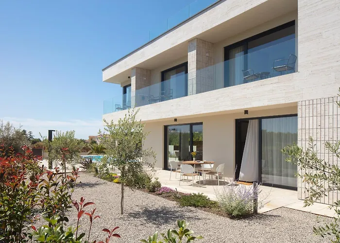 Villa Brand New S58 With Heated Pool Poreč