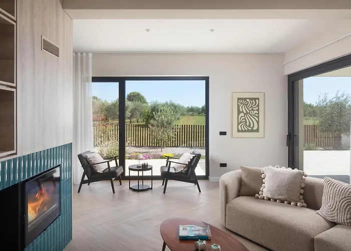 Brand New S58 With Heated Pool Villa Poreč